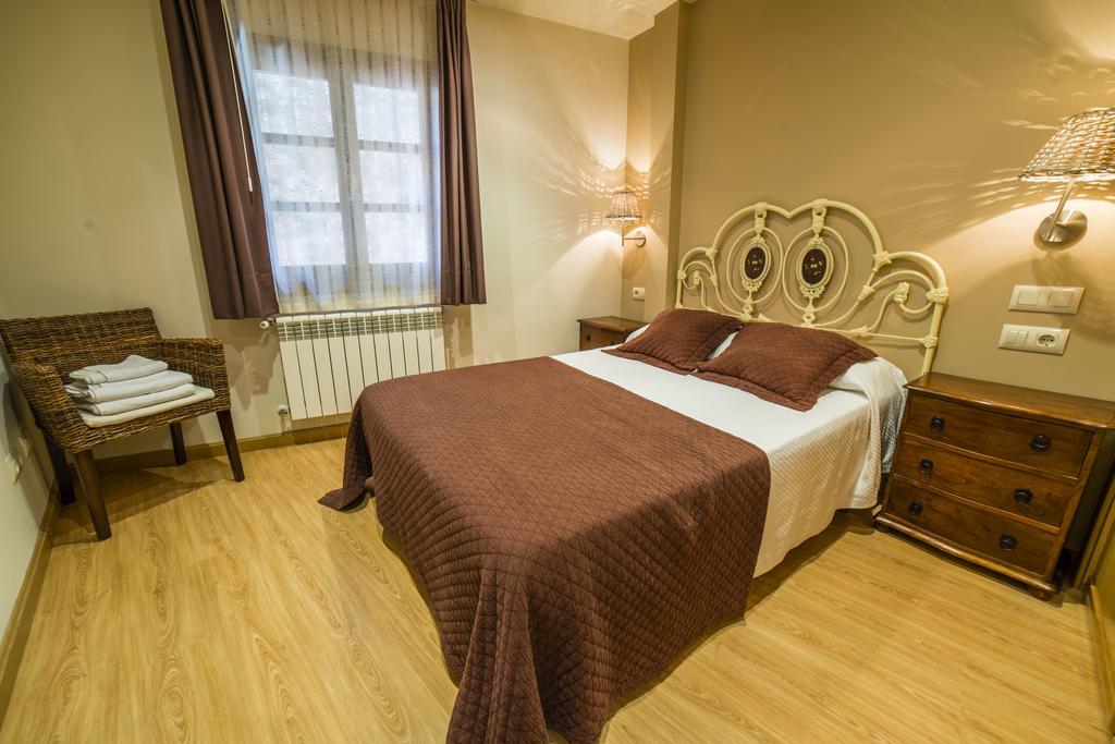 Apartamentos El Cordial De Fausto Llanes Ngoại thất bức ảnh