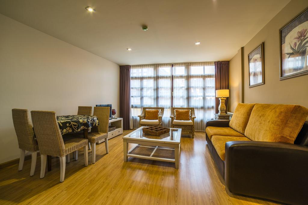 Apartamentos El Cordial De Fausto Llanes Ngoại thất bức ảnh