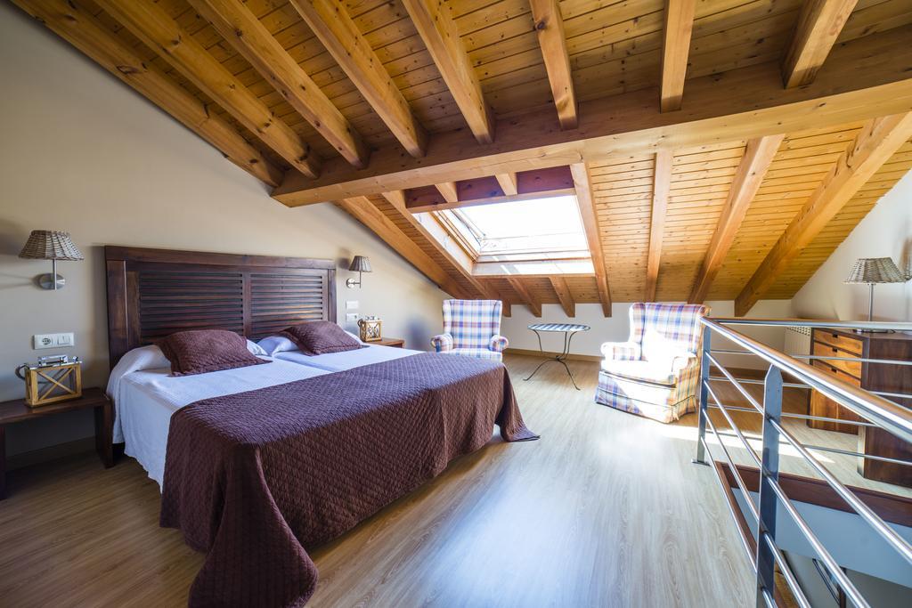 Apartamentos El Cordial De Fausto Llanes Ngoại thất bức ảnh