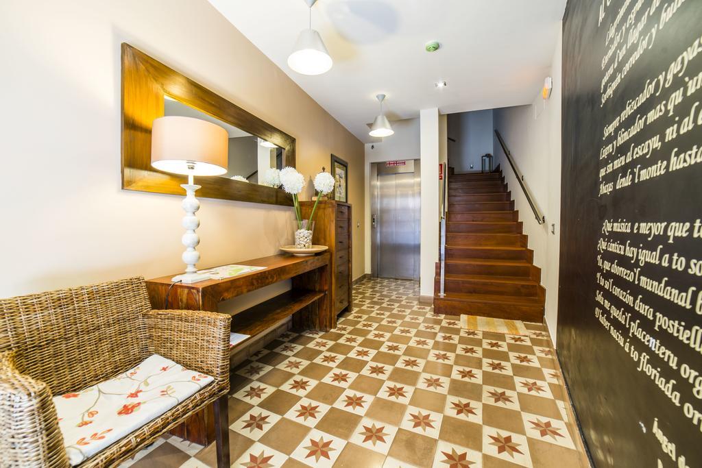 Apartamentos El Cordial De Fausto Llanes Ngoại thất bức ảnh