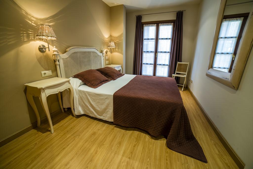 Apartamentos El Cordial De Fausto Llanes Ngoại thất bức ảnh